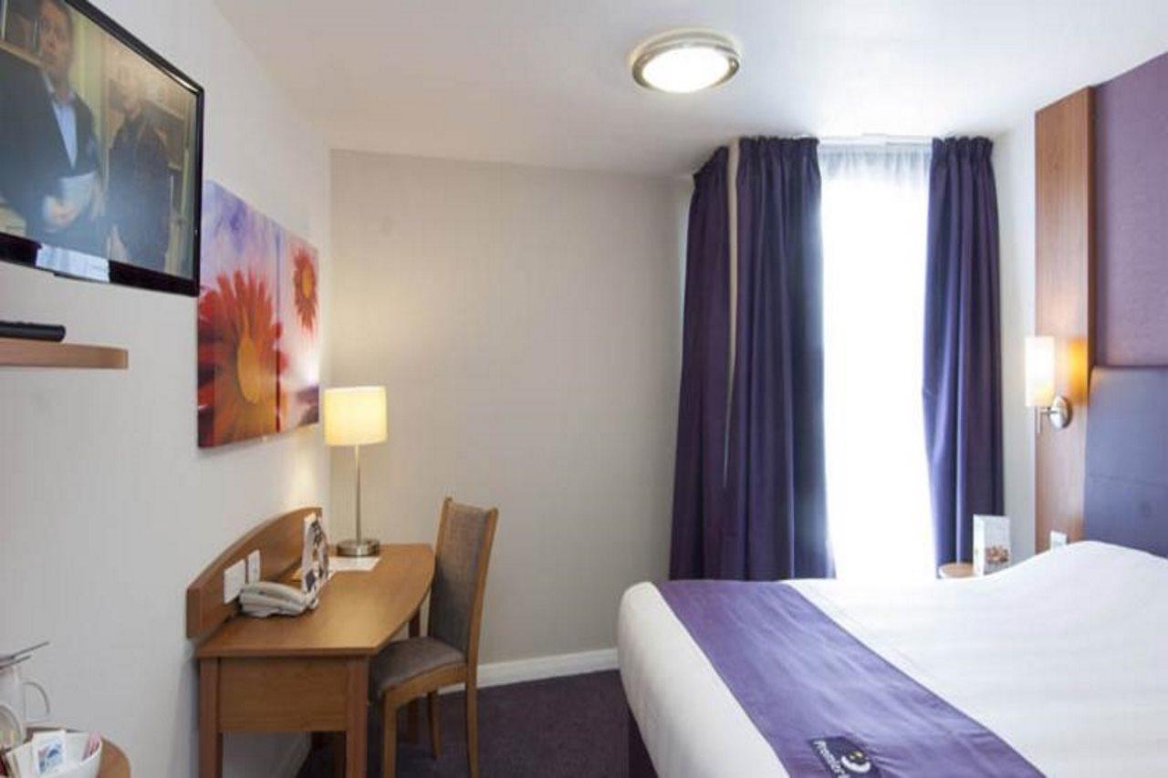 Premier Inn Lichfield North East Luaran gambar